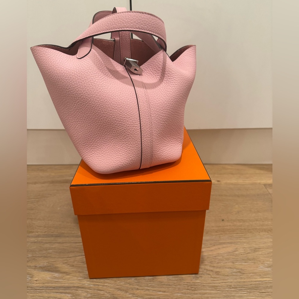 Pre-loved 2024 Hermes Picotin 18 Rose Sakura w/ Palladium Hardware (Clemence)